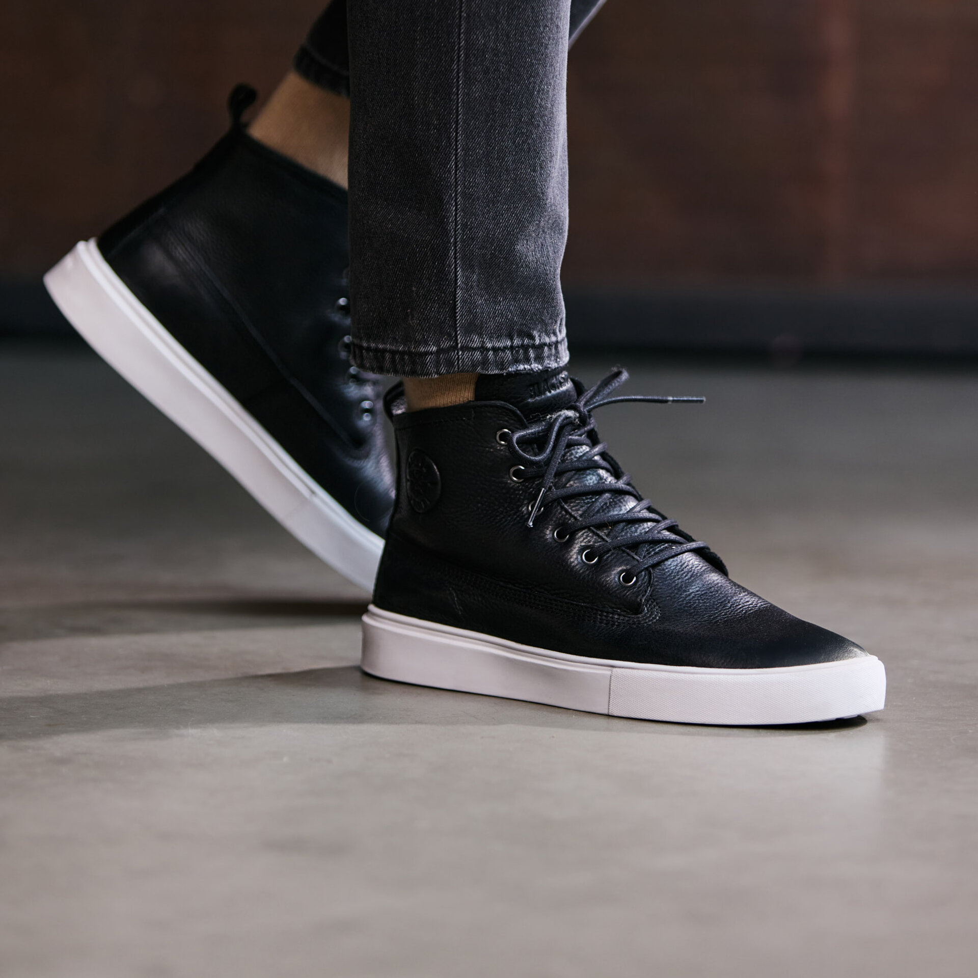 Black sneakers high tops online